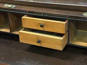 Victorian cylinder roll-top bureau on turned legs - 3