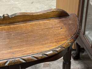 Half-round oak hall table - 3
