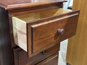 Pair of pine three-drawer bedside cabinets - 4