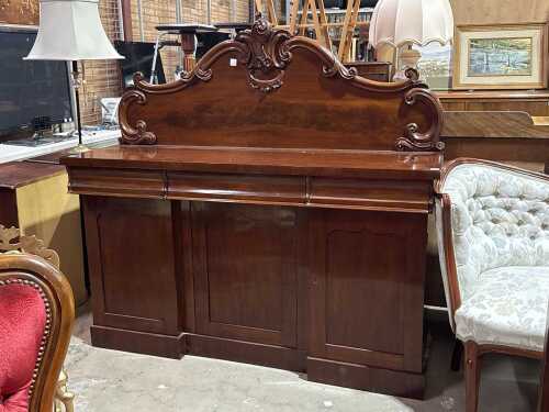 Antique mahogany chiffonier
