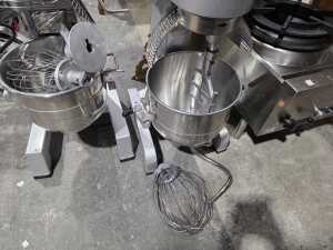 AG Equipment 30L planetary food and dough mixer with attachments - 7
