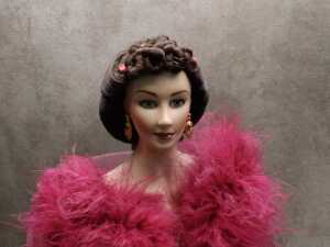 Franklin Mint 'Gone With The Wind' Scarlett O'Hara as 'Scarlett's Shame' porcelain doll with stand - 2