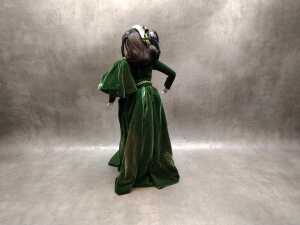 Franklin Mint 'Gone With The Wind' Scarlett O'Hara as ' porcelain doll with stand - 2