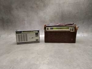 Transistor radios - 4