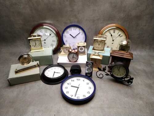 Assorted quartz clocks