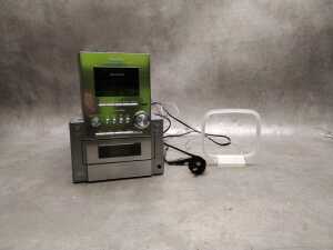 Panasonic micro CD stereo system - 3