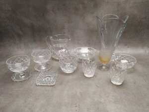 Group of crystal and glassware, including boxed Royal Doulton - 3