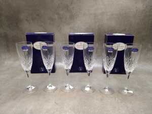 Group of crystal and glassware, including boxed Royal Doulton - 4