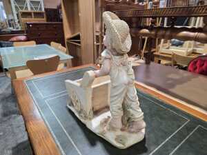 Decorative figural garden planter - 3