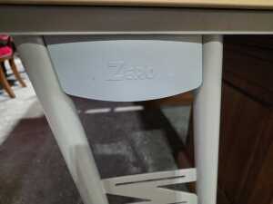 Zero oak-look meeting table - 3