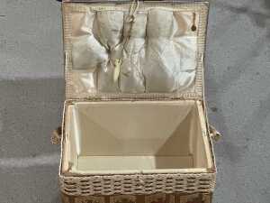 Sewing box and occasional table - 4