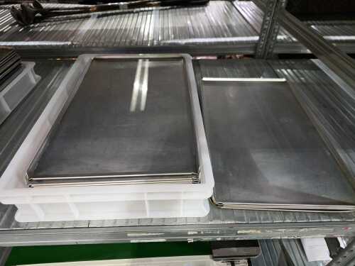 20 commercial stainless steel baking trays