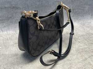 Designer style handbag & slipcase - 3