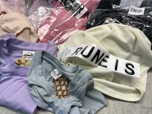 Group of Women's clothing size XS - 5