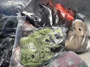 Group of assorted clothing & accessories - 3