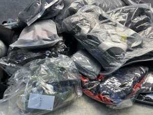 Group of assorted clothing & accessories - 4