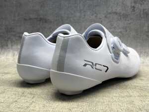 Shimano SH-RC703 road shoes size EU 43 - 4