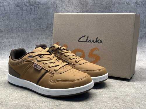 Clarks Kids Dune Snr size EU 38