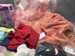 Group of Girls clothing size 2-4 - 3