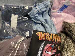 Group of Women's clothing size M - 2