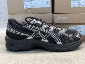 Four pairs of Asics Gel-1130 GS - 3