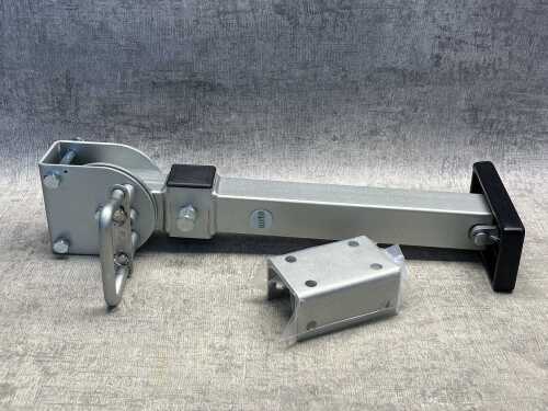 Iluma drop down stabiliser caravan leg
