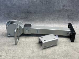Iluma drop down stabiliser caravan leg