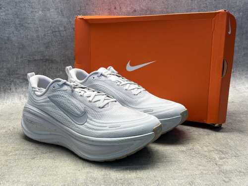 Nike Vomero Plus Speckle size US 13 Men's
