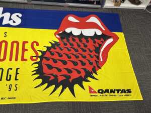 Brashs' presents 'The Rolling Stones: Voodoo Lounge' 1995 Australian tour flag - 3