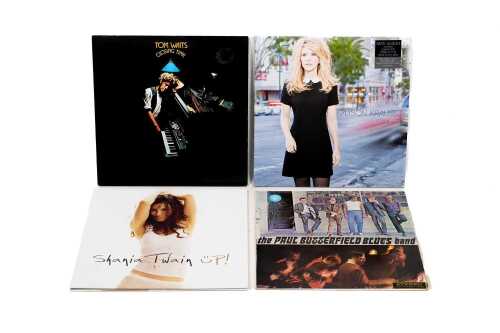 Four Country and Blues vinyl records