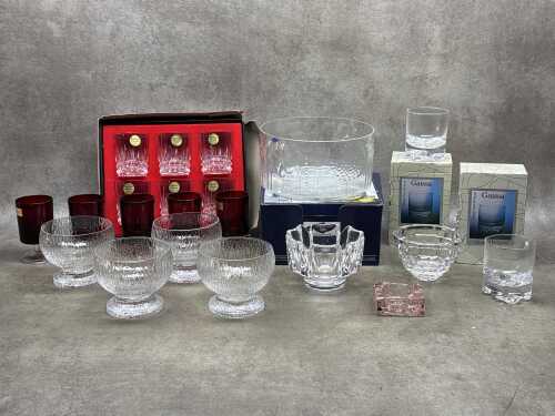 Glassware some in original boxes, including Arabia Finland