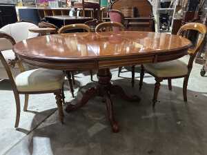 Victorian-style mahogany seven-piece dining suite - 3
