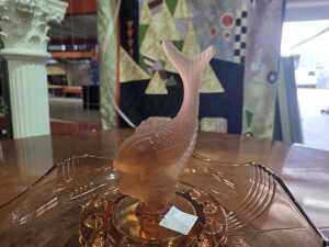Art deco 'Poisson Volant' pink float bowl - 2
