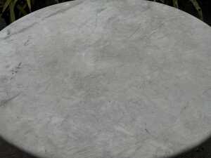 Gold painted iron table with marble top - 3