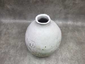 Two studio pottery decorative pieces in earth tones - 5