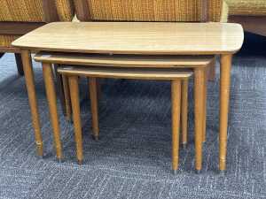 Mid-century nest of three tables - 3