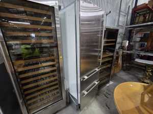 Sub-Zero 431L integrated refrigerator/freezer RRP $18,000 (middle) - 2