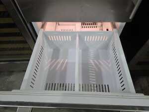 Sub-Zero 431L integrated refrigerator/freezer RRP $18,000 (middle) - 6