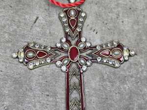 Metal red enamel hanging cross with hanging loop - 3