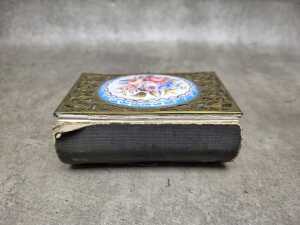 Gilt and enamel miniature prayer book - 3