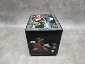 Japanese musical lacquer jewellery box - 5