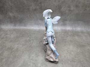 Lladro Privilege Prince of the Elves porcelain figure - 3