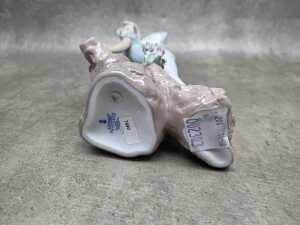 Lladro Privilege Prince of the Elves porcelain figure - 4