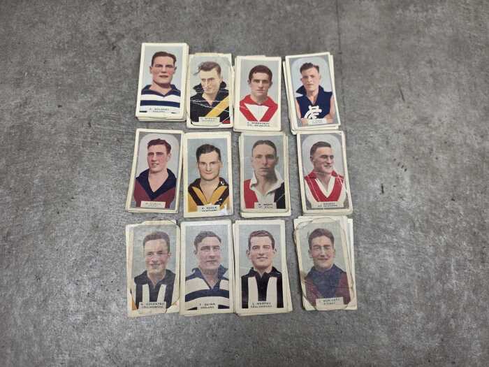 Hoadleys cigarette 1930s cards