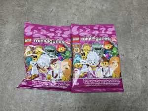 Compete box of 36 LEGO Minigure's - 2