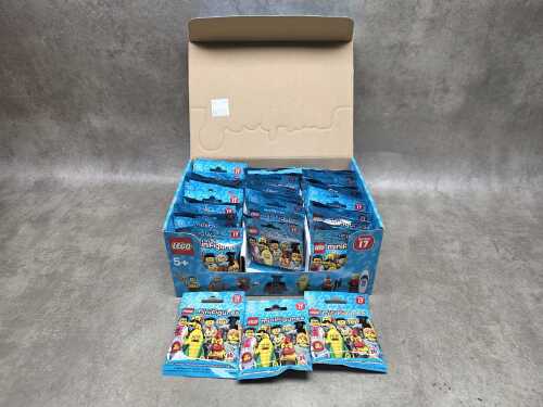 LEGO Minifigure's full box of 60, sealed