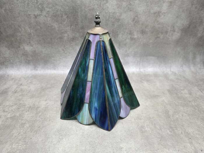 Leadlight slag glass shade