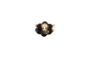 A pair of mabe pearl and cubic zirconia earrings in 9 carat yellow gold - 4