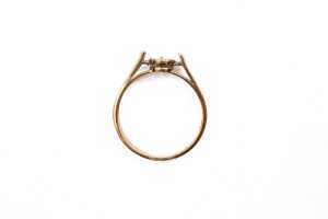 An empty setting in 9 carat yellow gold - 3