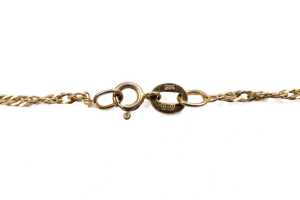 A twist link necklace in 9 carat yellow gold - 4